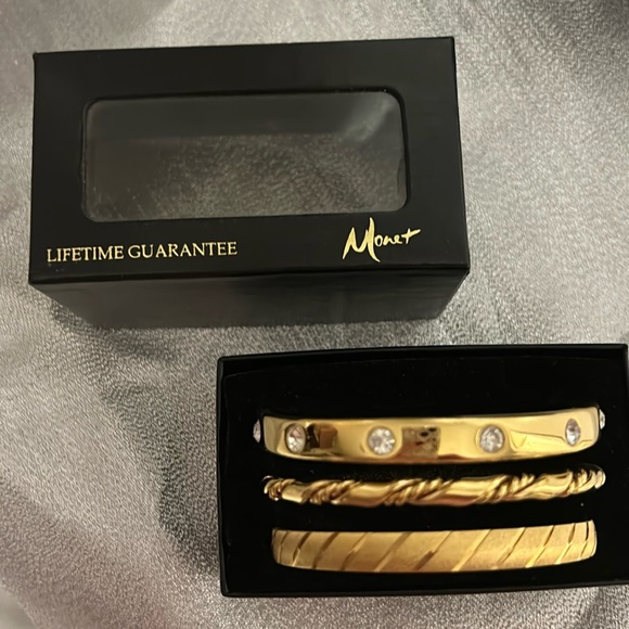 Vintage Monet Bangles set of 3 - Picture 1 of 4